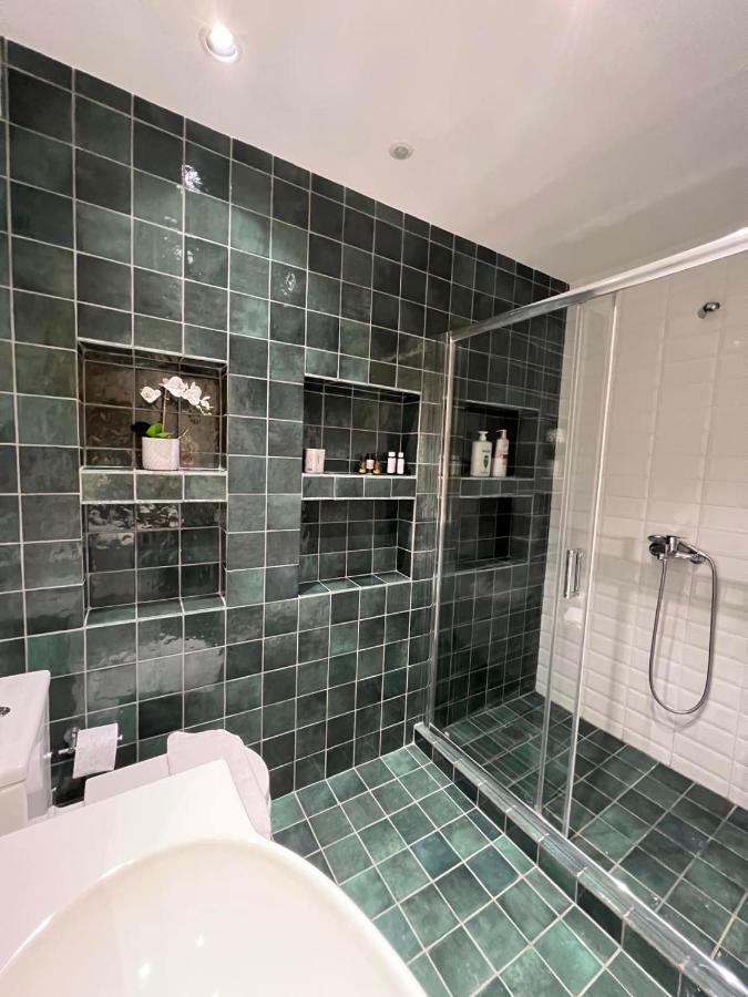 Crown Syntagma Apartment Ateny Zewnętrze zdjęcie