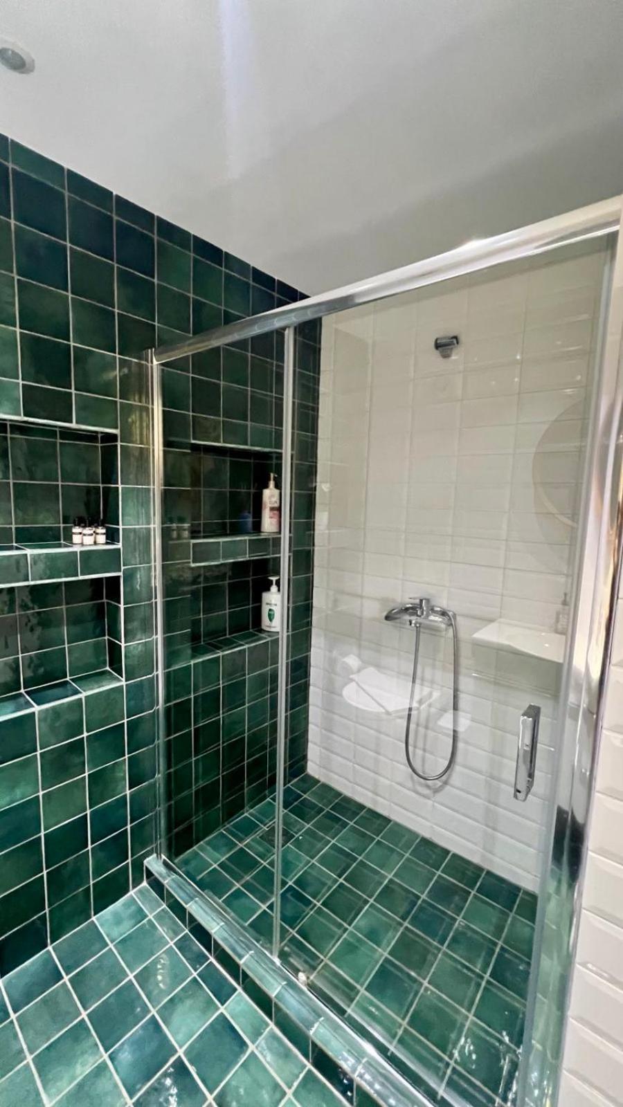 Crown Syntagma Apartment Ateny Zewnętrze zdjęcie